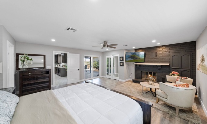 Canyon Lake House | Canyon Lake Fun in the Sun! Fully Remodeled, ammenities WiFi & AC