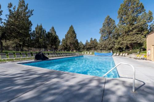 Redmond Apartment | Canyon Rim at Eagle Crest