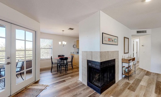 Tucson Apartment | Canyon View #1203
