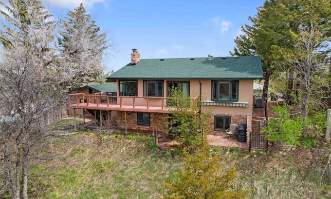 Spearfish House | Canyon View Getaway with Hot Tub