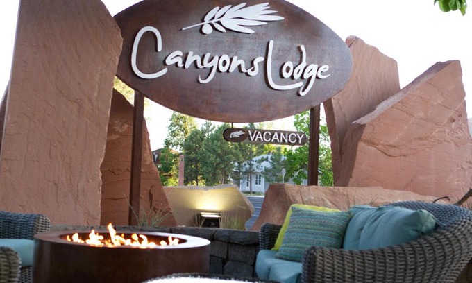 Kanab Hotel | Canyons Lodge- A Canyons Collection Property