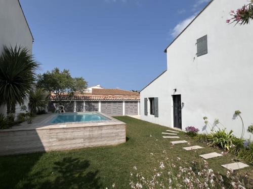 Saint-Martin-de-Re House | CAP O SUD grande maison avec Piscine à St Martin de Ré