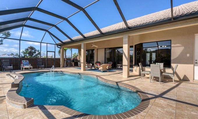 Burnt Store House | Cape Coral 4 Bedroom Private Pool Home