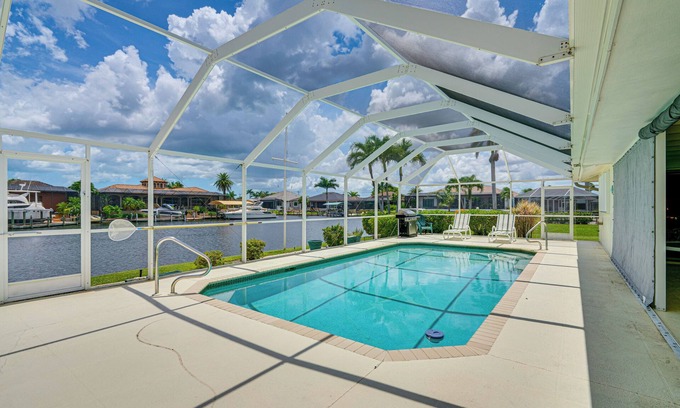 Pelican House | Cape Coral Gem: Patio, Pool & Boat Slip
