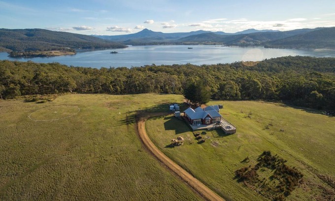 Dover Villa | Cape House