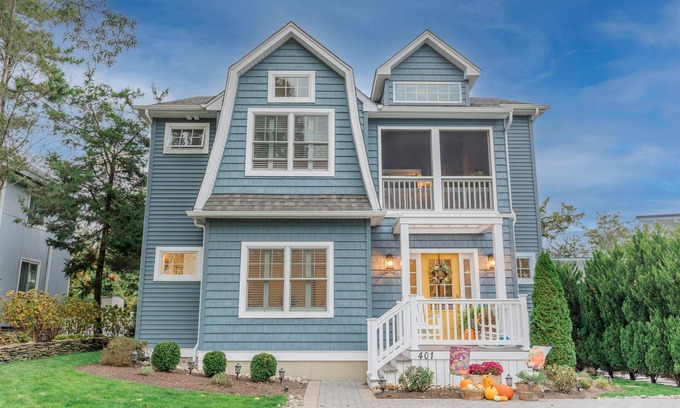 Cape May Point House | Cape May Point Home just steps to Lake Lily.