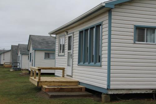 Mavillette Hotel | Cape View Motel & Cottages