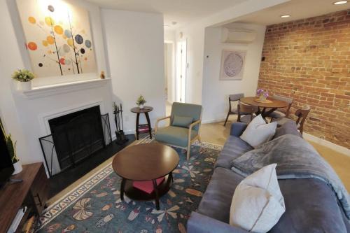 Capitol Hill Apartment | Capitol Hill & Penn - Steps from Eastern Market