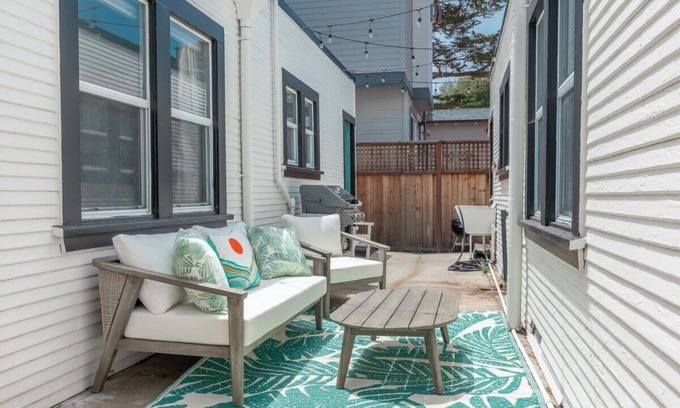 Capitola House | Capitola Beach Haven