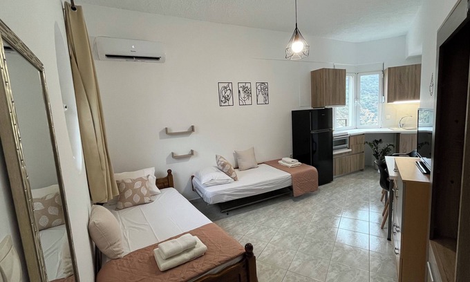 Agios Vasileios Apartment | Capostagno House Karolos
