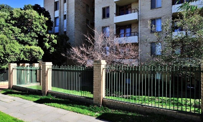Fremantle Apartment | Cappuccino Delight - central Fremantle apartment + wifi
