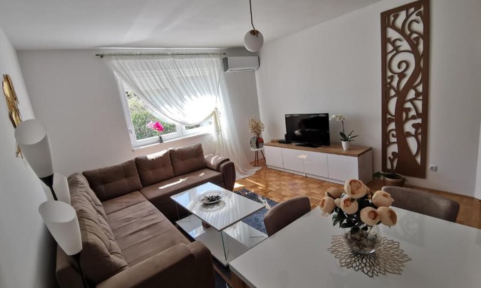 Visoko Apartment | CAPRA apartman