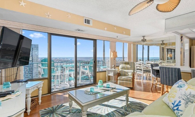 North Ocean City Condo | Capri 7: 2 BR, 2 BA Condominium in Ocean City, Sleeps 6