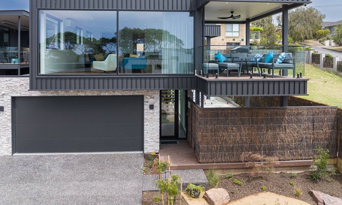 Inverloch House | Capri Blue - Sea Views, Pool/Spa, Beach 1 min walk