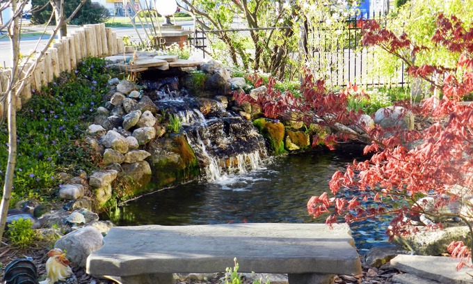 York - Haig Hotel | Capri Inn