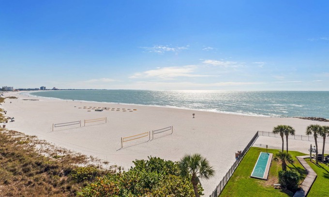 St. Pete Beach Condo | Caprice 501 Top Floor Corner|Stunning Beach Views|Walk to everything!