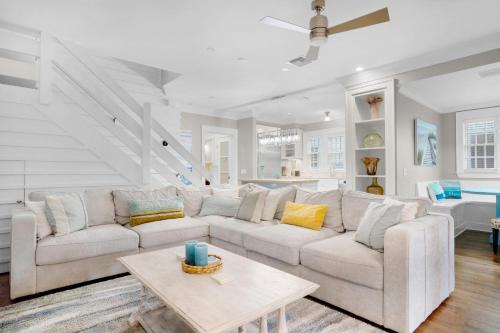 WaterSound West Beach House | Captain's Cottage