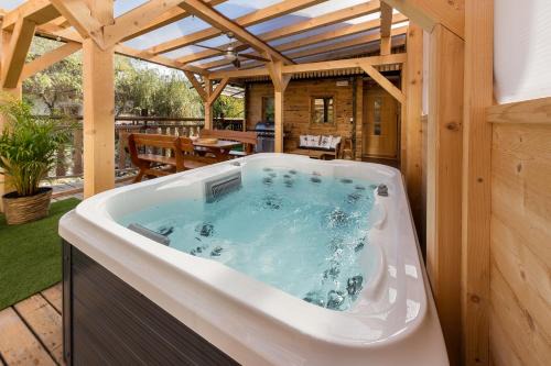 Bohinjska Bistrica House | Captain's Lodge