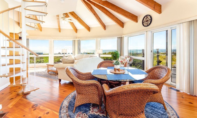 North Truro Apartment | Captain's Quarters at Dune Crest Hotel