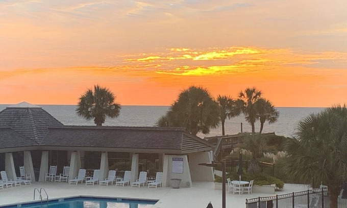 Litchfield by the Sea Condo | Captains Quarters D23, Ocean/Pool Views