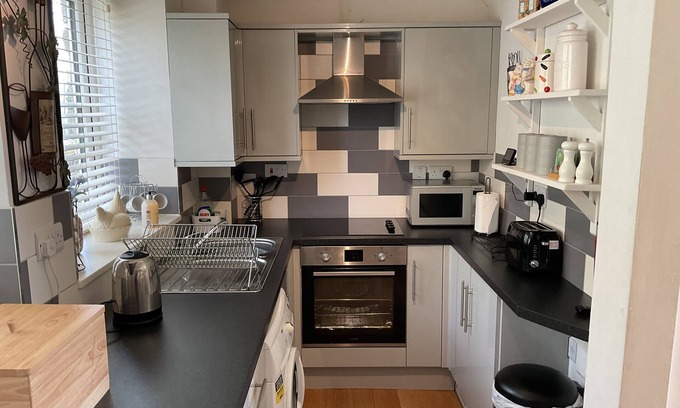 Grewelthorpe Cottage | Captivating 2-Bed Cottage in Grewelthorpe