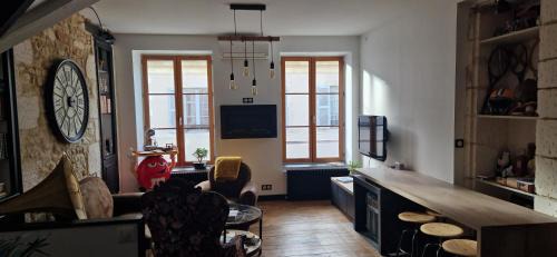 Bourges Apartment | CAPUCINE