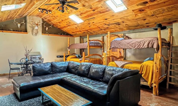 Folsom House | Capulin Volcano View House!