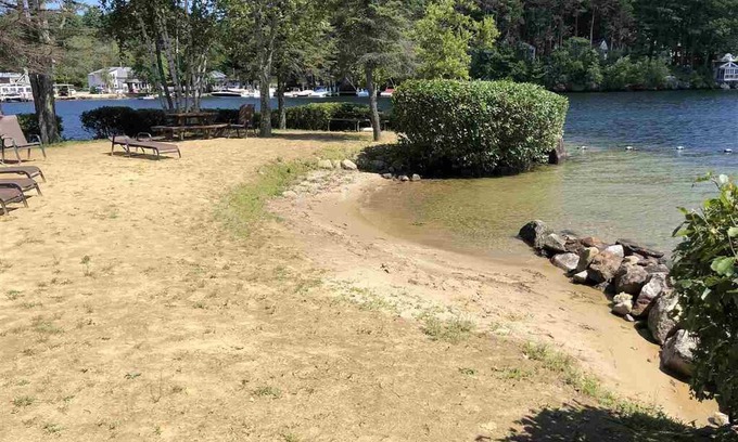 Laconia Condo | CAR9bBc - Christmas Island Condo W/Community Beach and Private Dock!
