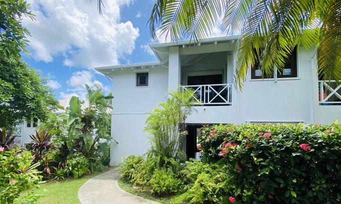 Estate Fountain Condo | Carambola golf course villa - 10 minutes to north shore beaches