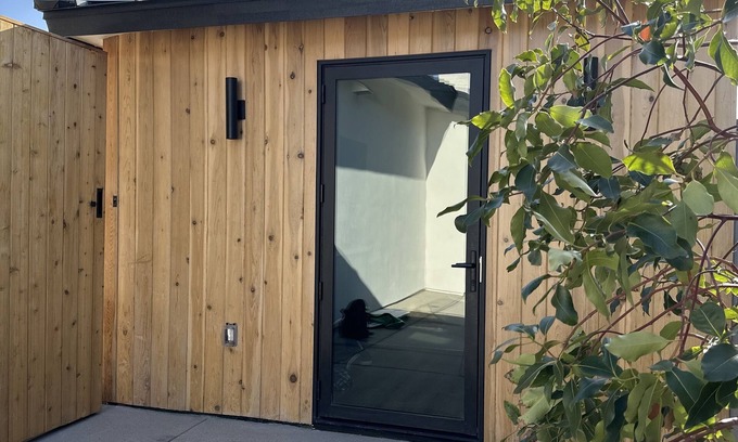 Cardiff-by-the-Sea Apartment | Cardiff Swamis Beach Studio: Perfect Location!