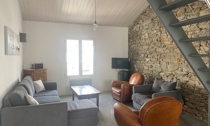 Noirmoutier-en-l'Ile House | CAREFREE: House in VIEIL 200m beaches, bikes, WIFI