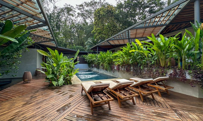 Cahuita House | Caribbean Courtyard Villa