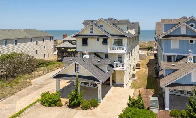 Kill Devil Hills House | Caribbean Jewel, Oceanfront Sixteen Bedroom Vacation Home in Kill Devil Hills
