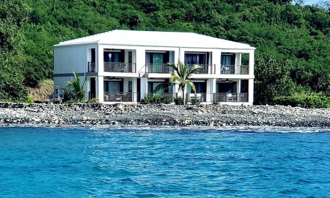 Nazareth Condo | Caribbean Paradise Romantic Oceanfront Condominium