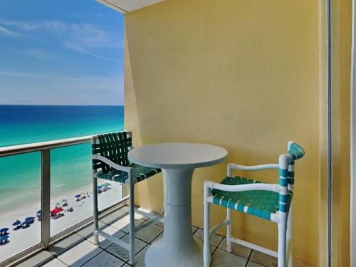 Navarre Beach Apartment | Caribbean Resort 1102