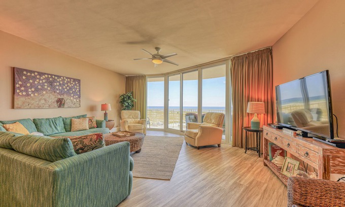 Orange Beach East Condo | Caribe D611 - Beach and Bay Views - Orange Beach - Signature Properties