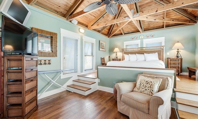 Sunnyside House | Carillon Beach dog-friendly community Villa w/shared pool - close to everything