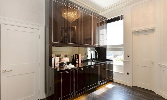 Soho House | Carlisle house Soho - Three Bedroom House, Sleeps 6