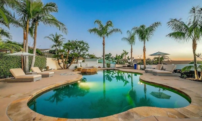 Olde Carlsbad House | Carlsbad Oceanview Luxury Home w/Private Pool, Spa, Outdoor Kitchen & Grill