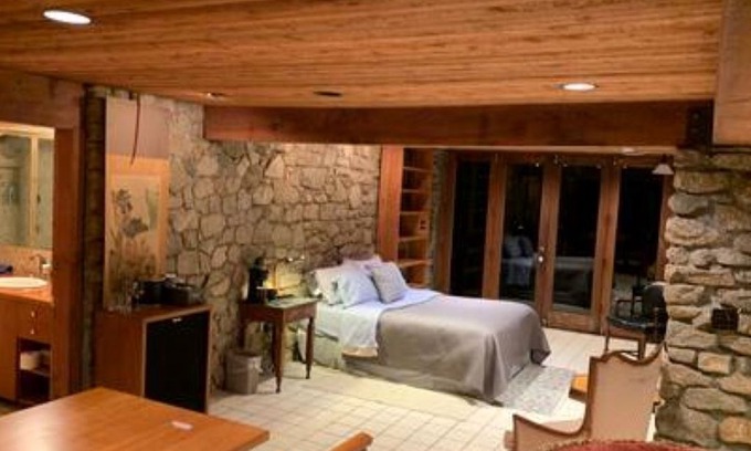 Carmel Highlands House | ❤️Carmel Castle Forest by the Sea Downtown Carmel point Lobo Big Sur Pebble Beach