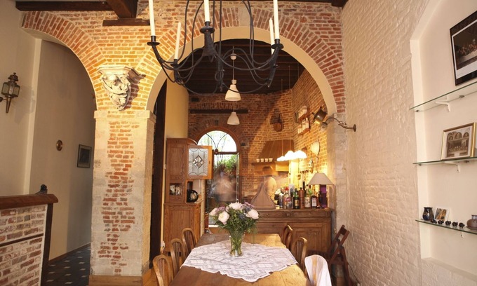 Stalingrad Bed & Breakfast | Carmelites Guest House