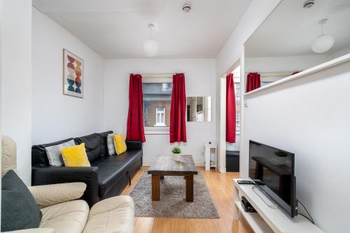 Soho Apartment | Carnaby & Oxford Street - Central Soho - One Bedroom - Double Bed & SofaBed