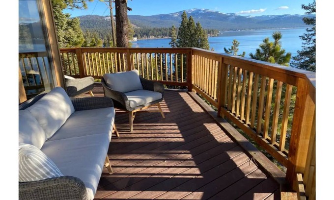 Tahoe City House | Carnelian Bay Getaway at Casa Montelago