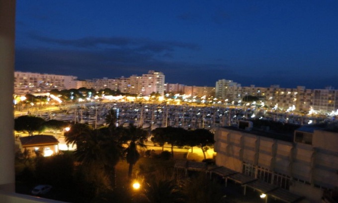 Carnon-Plage Apartment | CARNON PLAGE studio with WIFI opposite fully equipped port 4 people