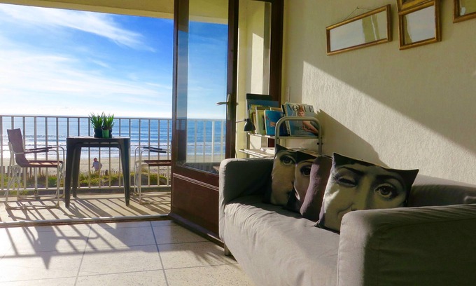 Carnon-Plage Apartment | Carnon Plage: Very nice flat, directly on the beach