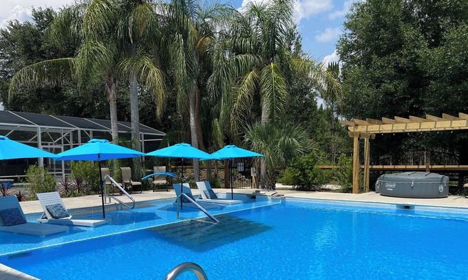 Eustis Apartment | Carriage House Loft,