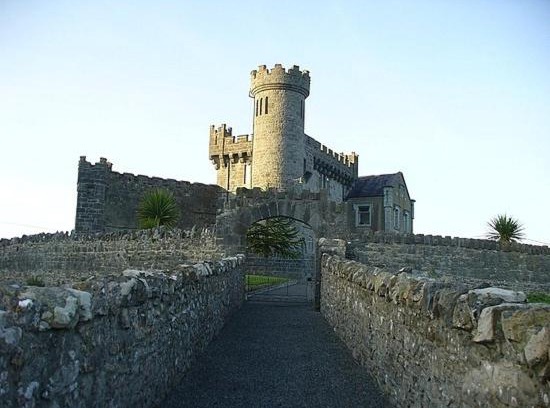 Cahir House | Carrigeen Castle