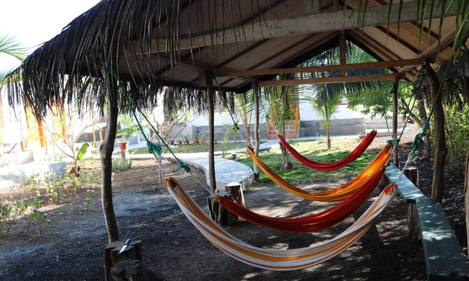 Puerto Villamil House | Cartago Bay