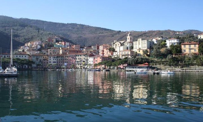 Fezzano Bed & Breakfast | carugio del fezzano