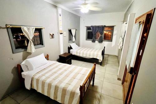 Bahia de la Academia Apartment | Casa #344 - Habitación 3 - Full-Twin Bed - AIR CONDITIONING